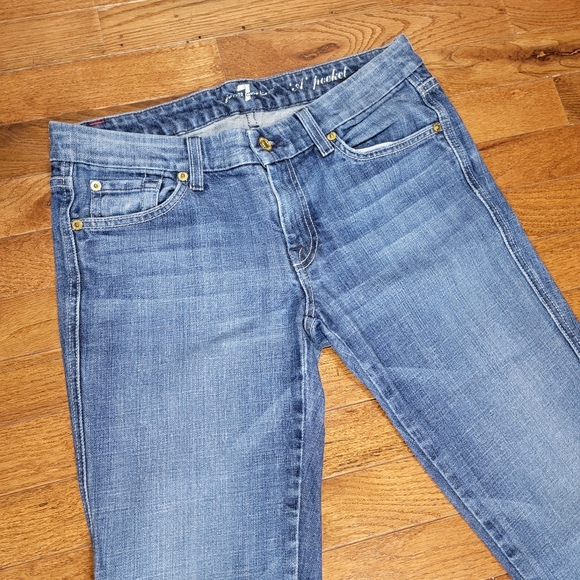 7 For All Mankind Size 29 'A' Pocket Flare Leg Jeans Women's - Picture 3 of 11